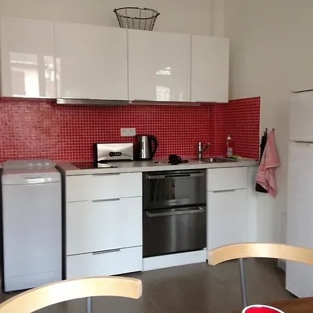 Comme Petite Maison *